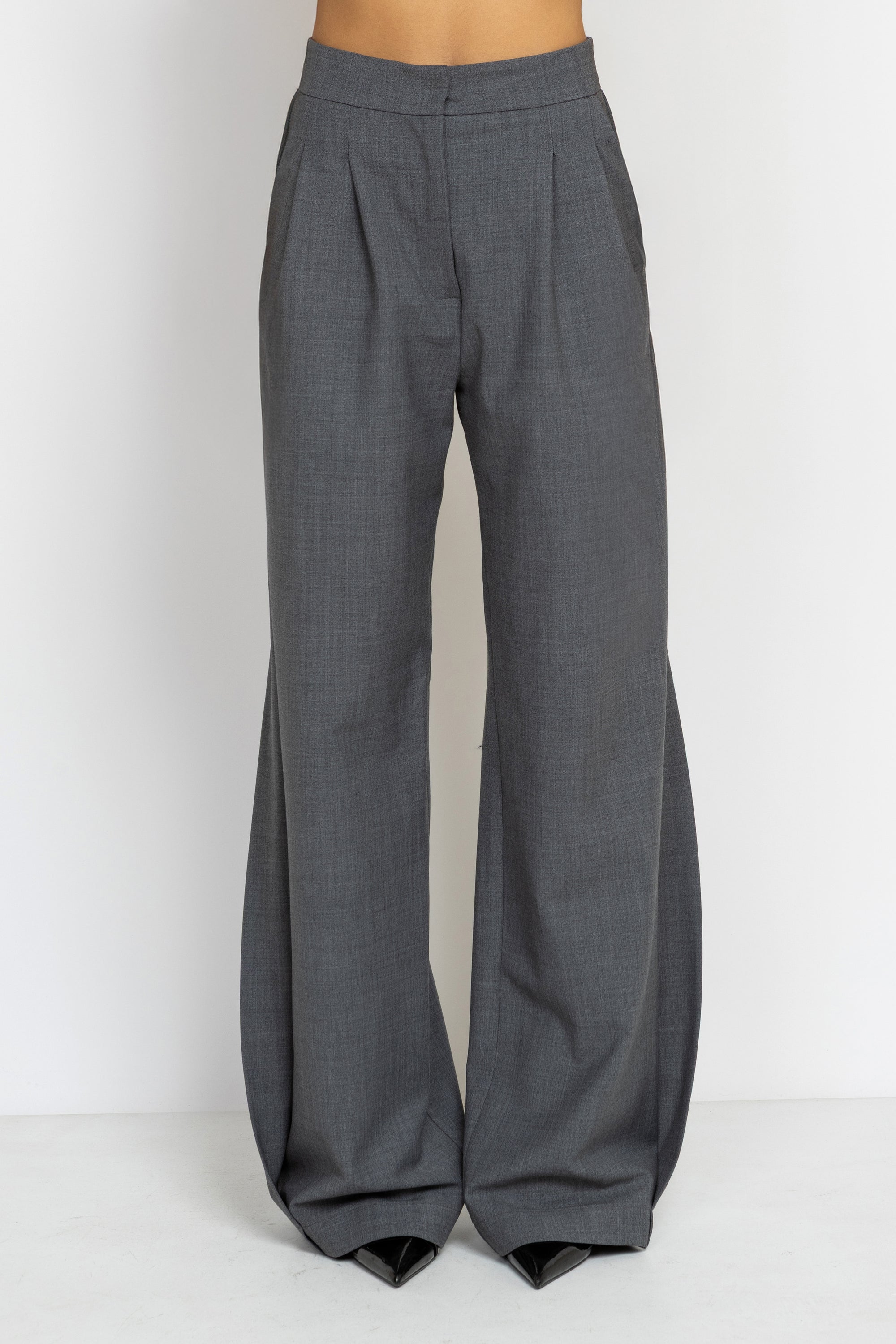 High-Waist Wide-Leg Side-Panel Pants in Grey