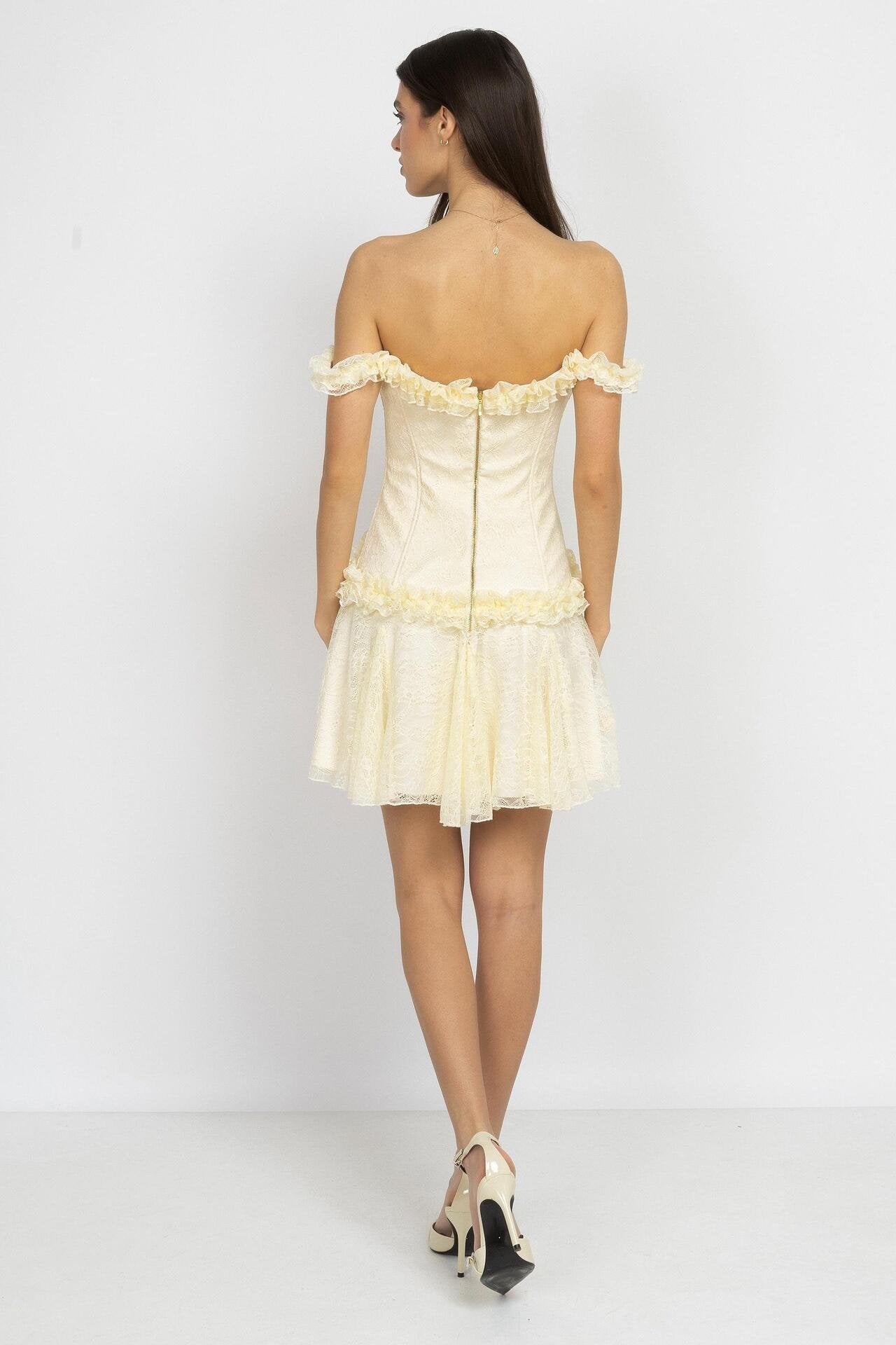 Off-Shoulder Lace Corset Dress in Pale Yellow