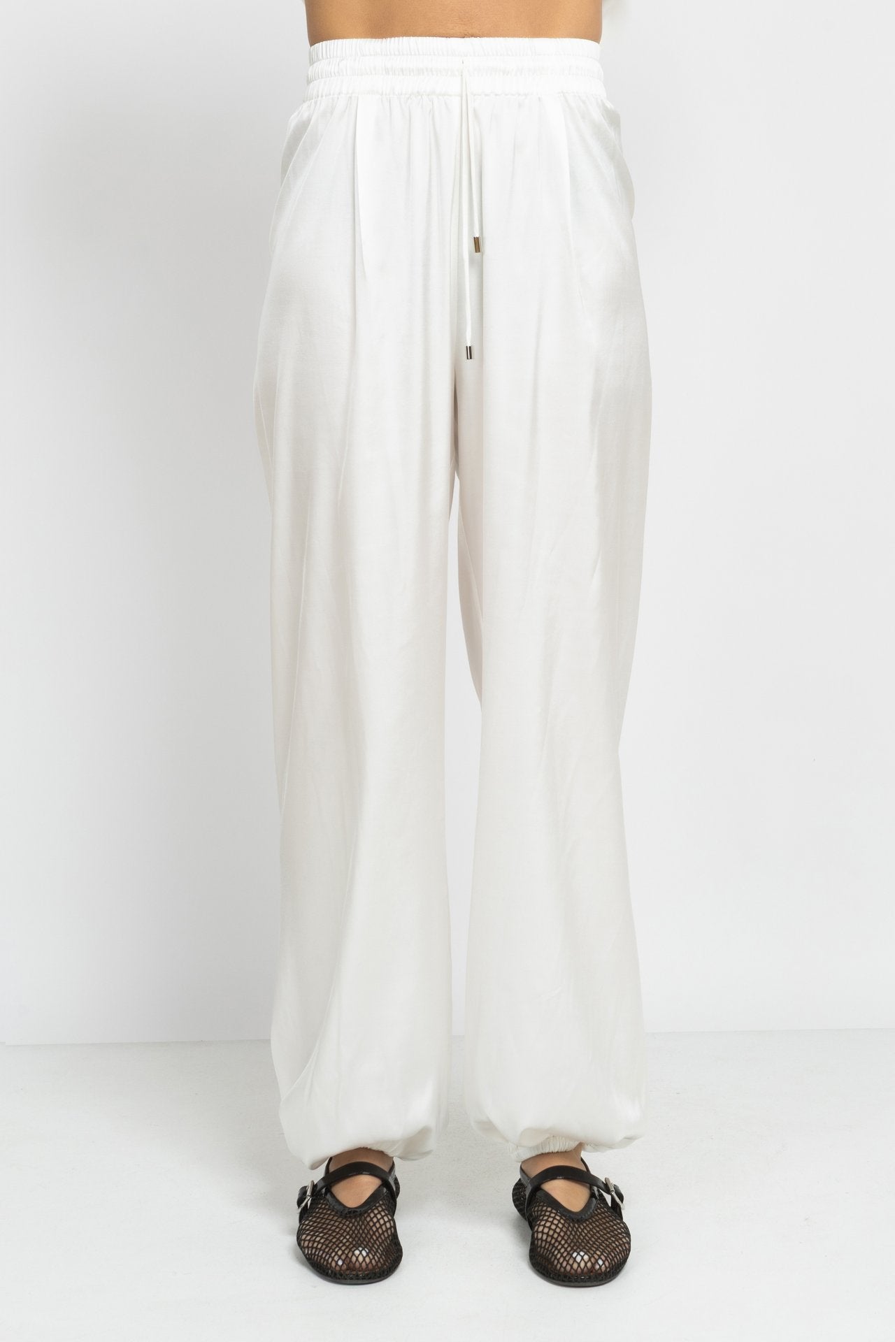 White balloon-leg trousers
