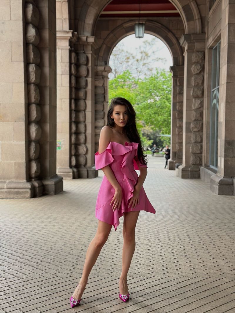 Copy of Mini off shoulder dress with ruffles in pink